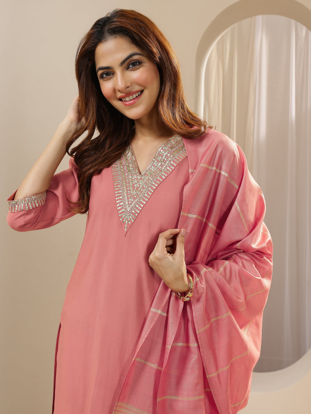 Gerua Peach Embroidered Silk Blend Straight Suit Sets With Dupatta