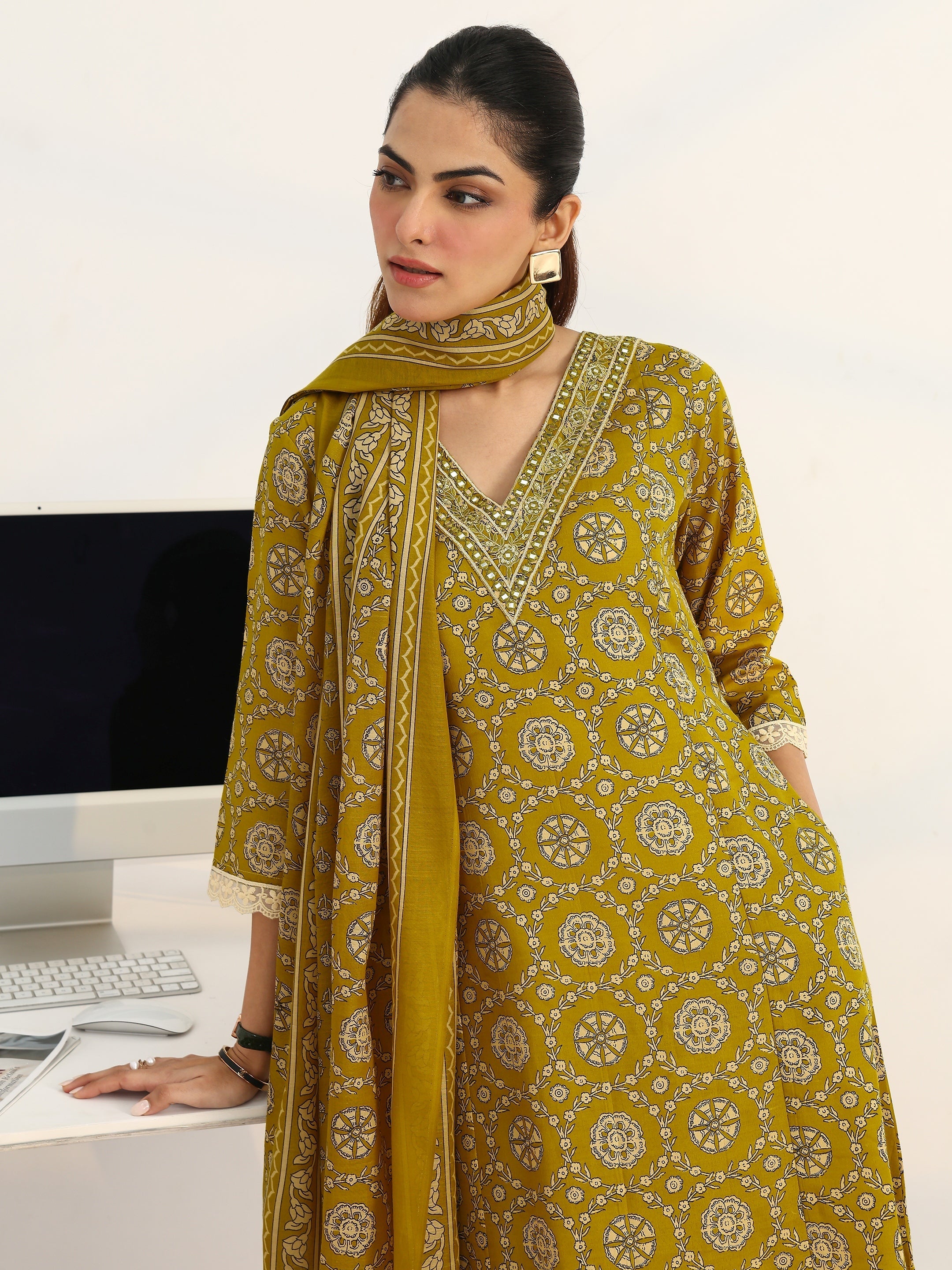 Gerua Green Floral Printed Cotton Blend A-Line Suit Set With Dupatta